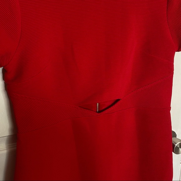 Express ribbed bodycon cutout dress NWOT - Picture 4 of 6